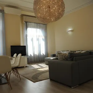  Appartement Budapesteasyflat Basilica Lux